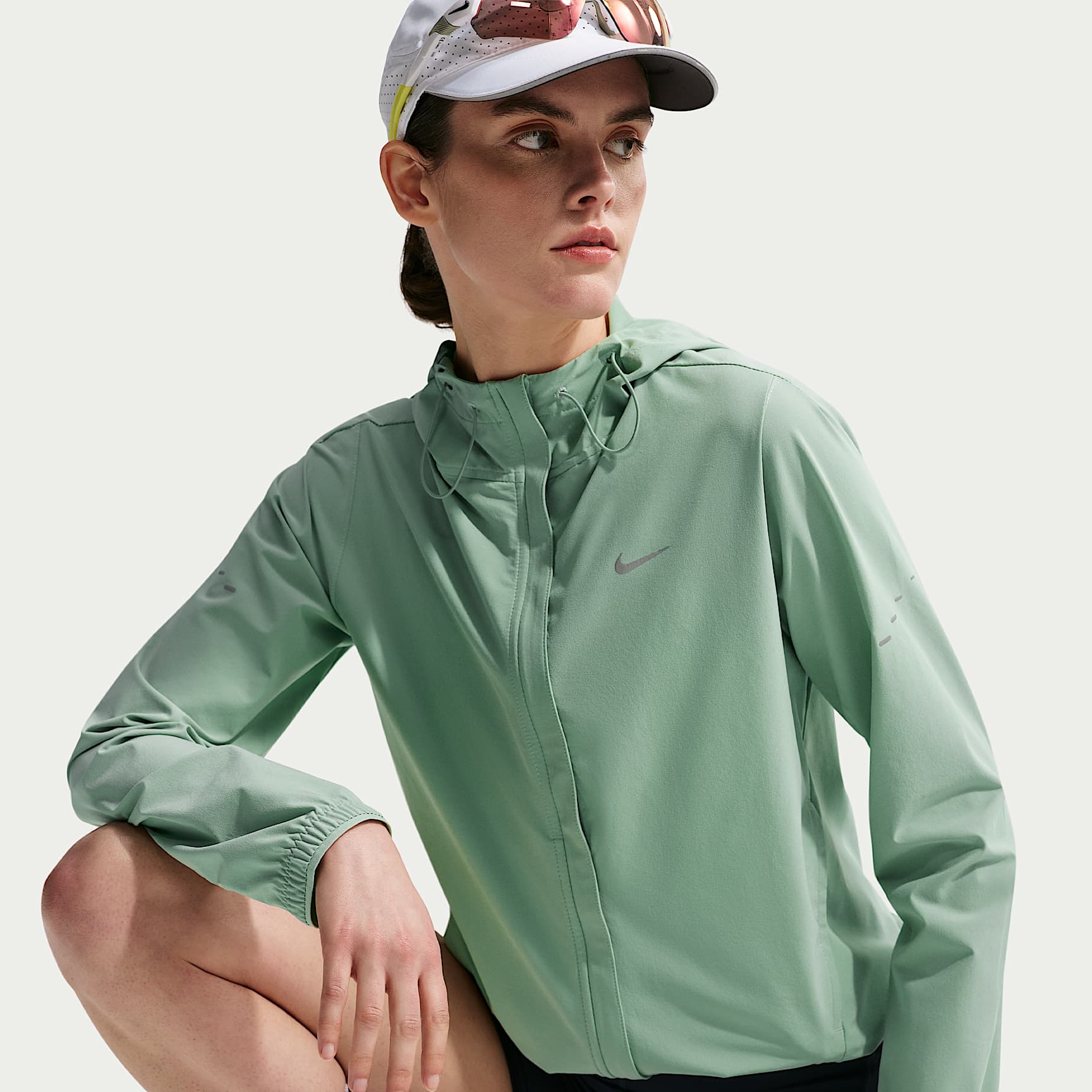 Nike フルジップジャケット ミントグリーン Nike Swift Women's Repel Packable Running Jacket. Nike.com